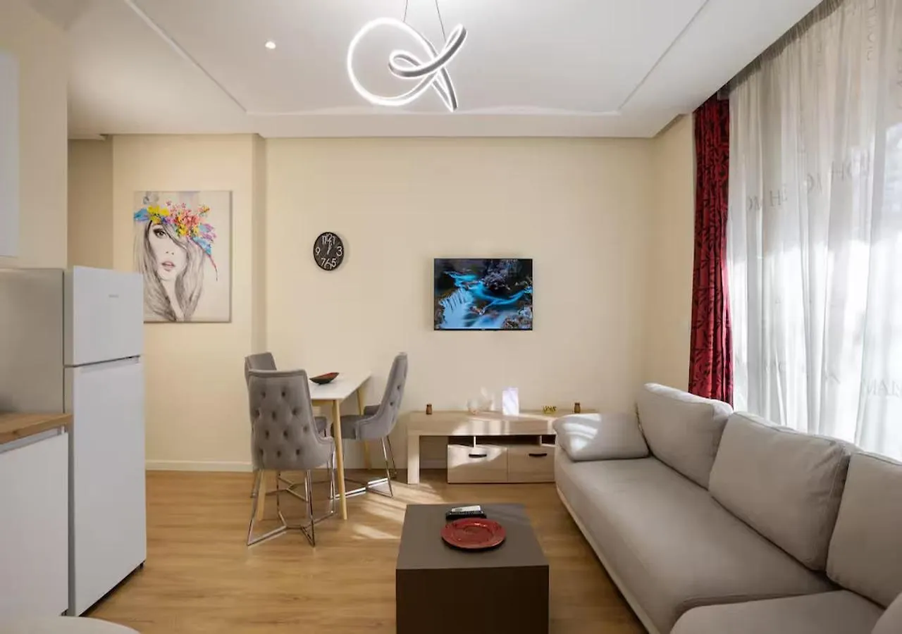 Fancy Apartments تيرانا